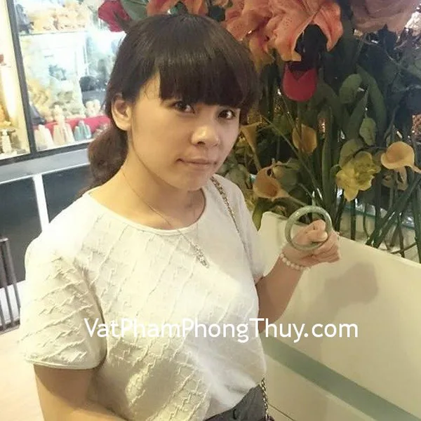 Chị Trang - Khách hàng mua vòng ngọc Myanmar VM105-6880