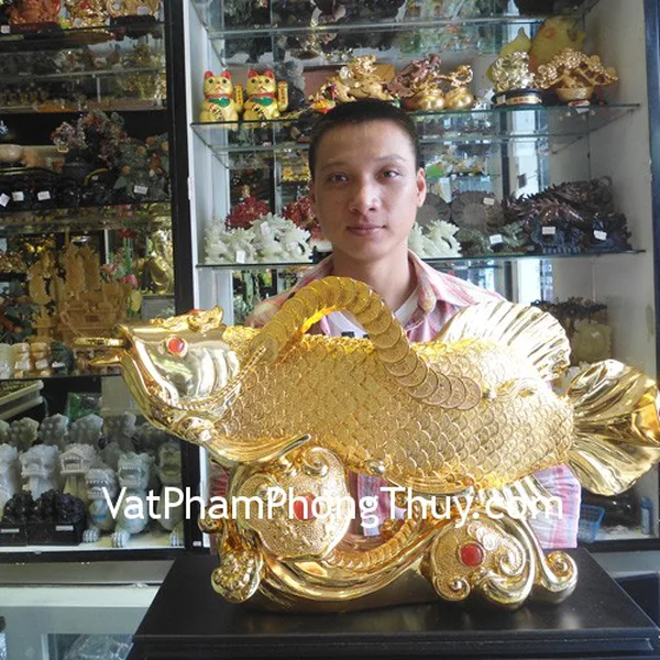 Anh Phong - khách hàng mua tượng Cá kim long như ý H285G