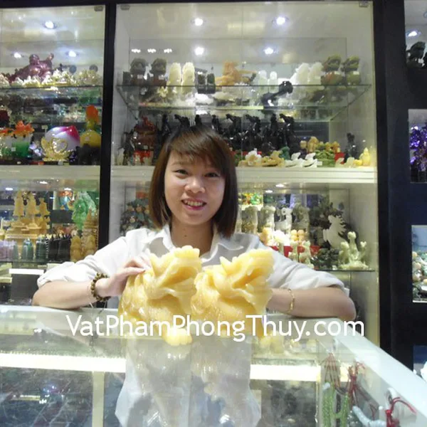 Chị Chi - Khách hàng mua Tỳ hưu hoàng long vẩy rồng M015