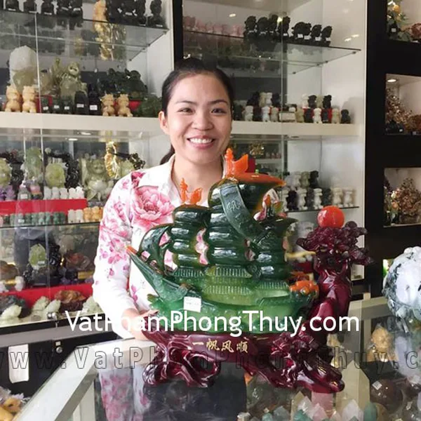 Chị Thư- khách hàng mua thuyền buồm K164M