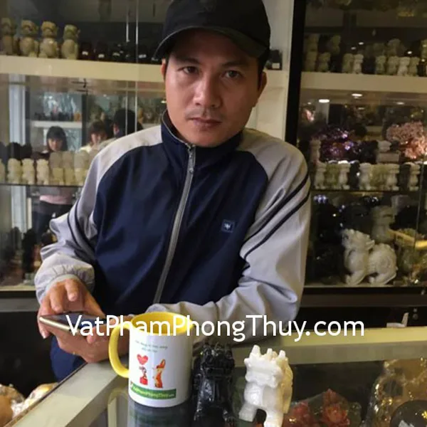 Anh Cường - khách hàng mua tỳ hưu Bắc Kinh đen chuẩn và tỳ hưu Bắc kinh trắng chuẩn