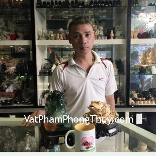 Anh Chuyền-khách hàng mua Tỳ Hưu xanh G164A và Thiềm Thừ vàng A112