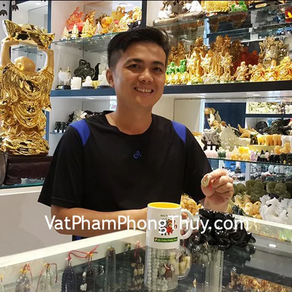 Anh Huy - khách hàng mua tượng tỳ hưu hắc ngà cánh vểnh GM010