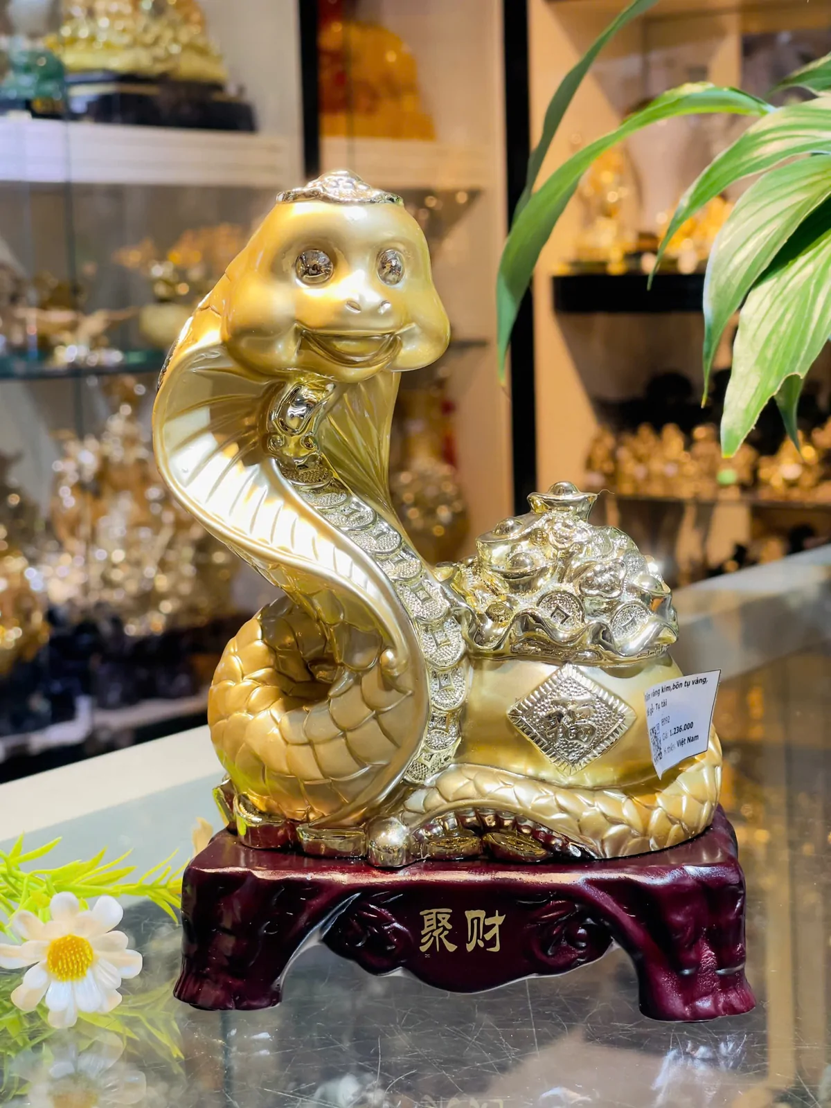 Rắn vàng kim,bồn tụ vàng, đế gỗ- Tụ tài E092