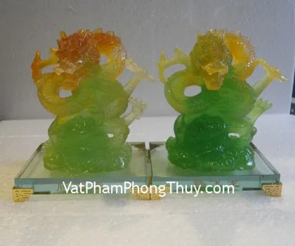 Rồng xanh, đế thủy tinh vuông- Long đằng phi E137