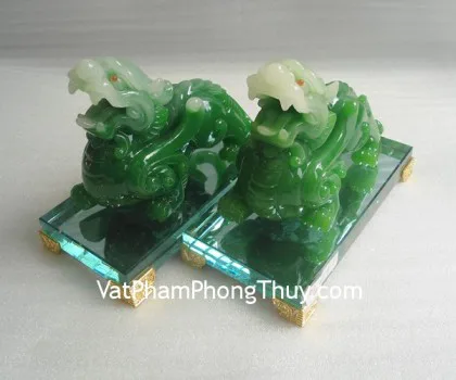Tỳ hưu ngọc Phỉ Thúy xanh đậm vân mây A+++++ (GCN:623 - 32.02gr) FS6897-F2-8101