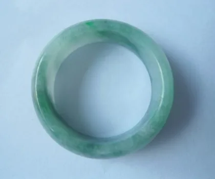 Nhẫn trơn cẩm thạch xanh đặc biệt FS5142