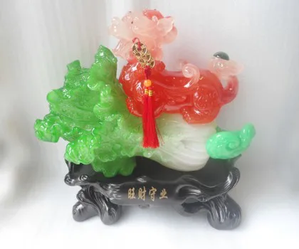 Tỳ hưu đỏ trên bắp cải xanh - vượng tài thủ nghiệp H151G