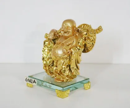 Phật di lạc vàng đứng vác xâu tiền vàng đế thủy tinh - Nhật tiến đẩu kim G142A