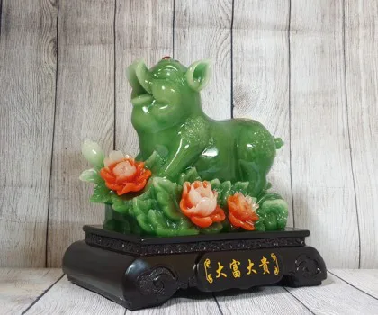 Nữ hoàng heo xanh ngọc trên mẫu đơn đỏ - Đại Phú Đại Quý FLN004