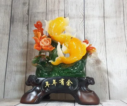 Song tiên cá chép vàng trên sen xanh mẫu đơn đỏ đế gỗ lớn - Niên Niên Hữu Dư LN168