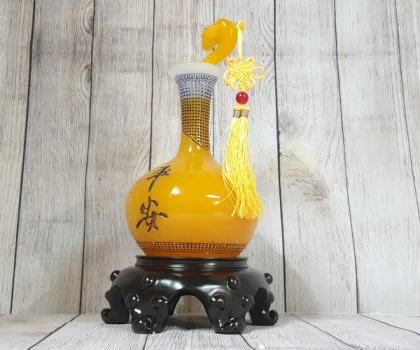 Bình tài lộc cam vàng ngọc cổ cao có gậy như ý đính hồng châu - Bình An/ Như Ý LN205