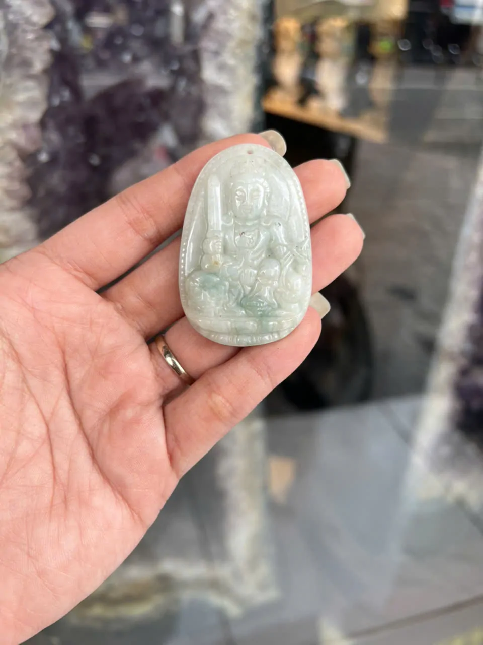 Phật bản mệnh phỉ thúy vân xanh nhạt ( Văn Thù Bồ Tát - Tuổi Mão ) S6638-3