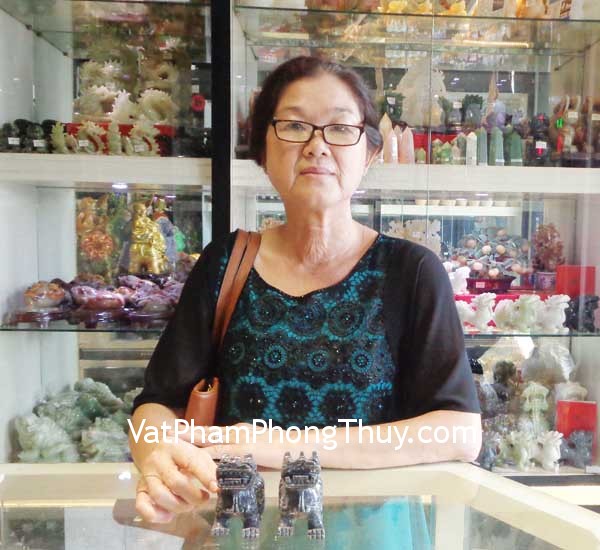 Cô Phượng - khách hàng mua Cặp Tỳ hưu Bắc kinh đen chuẩn BKD-S