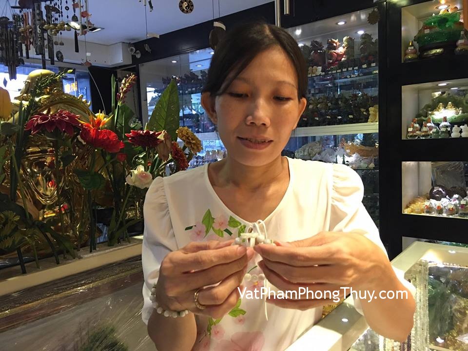 Chị Bảy - khách hàng mua chuỗi Tỳ Hưu Phỉ Thúy S6012