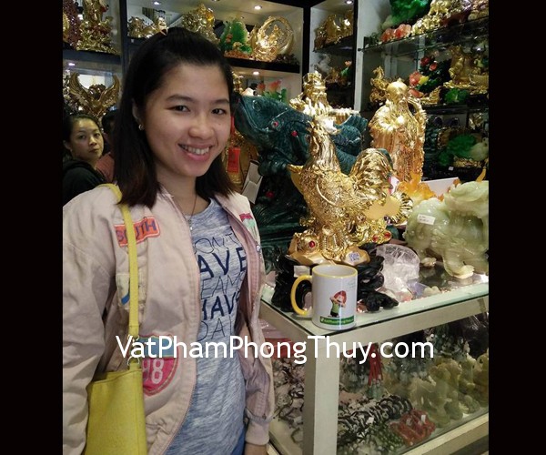 Chị Táo - khách hàng mua tượng gà vàng trên đại bắp cải G047A