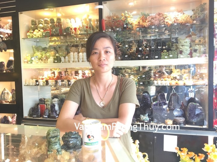 Chị Bắc - khách hàng mua Tỳ hưu lam ngọc có bờm 5 tấc GM016, thiềm thừ lam ngọc GM025, mặt phật quan âm phỉ thúy xanh đậm lớn nhỏ