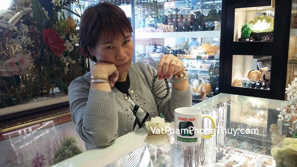 Chị Hương - khách hàng mua Thiềm Thừ  Tây Tạng chuẩn CTT-S và chuỗi nham thạch đen S6655-S5-2373