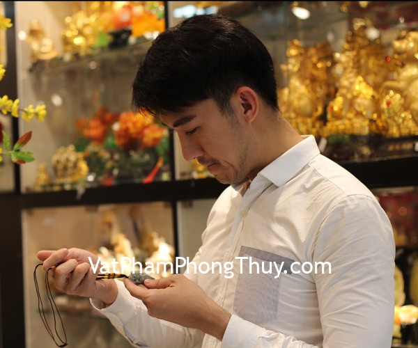 Anh Hiển - khách hàng mua tỳ hưu ngọc Phỉ Thúy S2000-8833